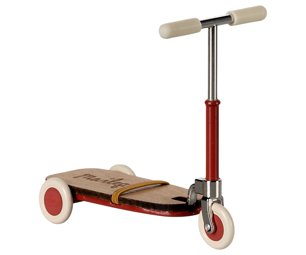 Maileg Kickboard, Muis Rood 3+