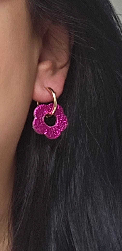 Royal Marais Oorbellen met creolen en bloemen van gerecycled leer