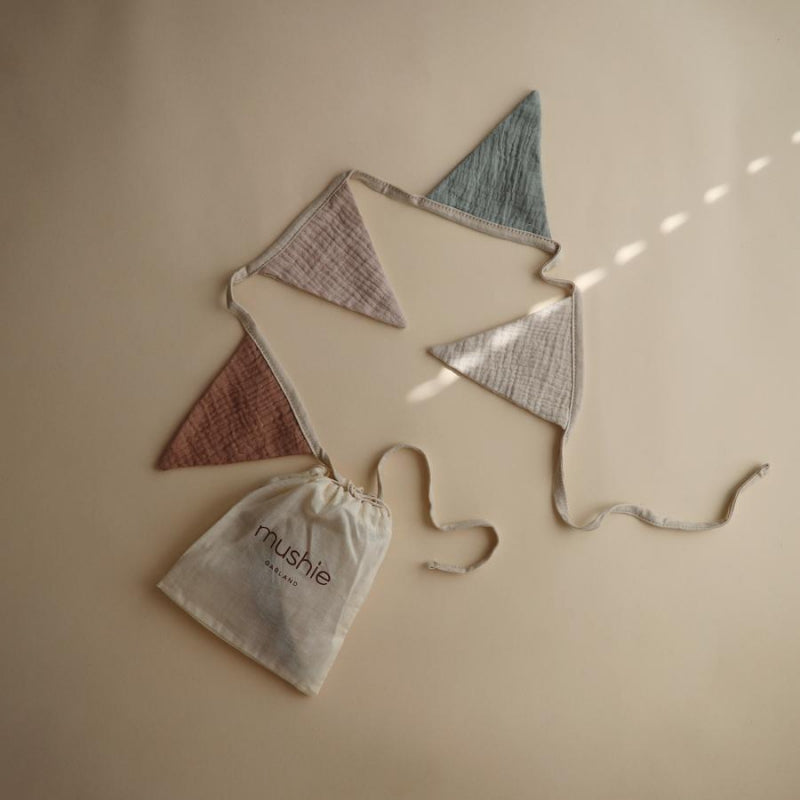 Mushie vlaggenlijn organic Baby Garland 236 cm